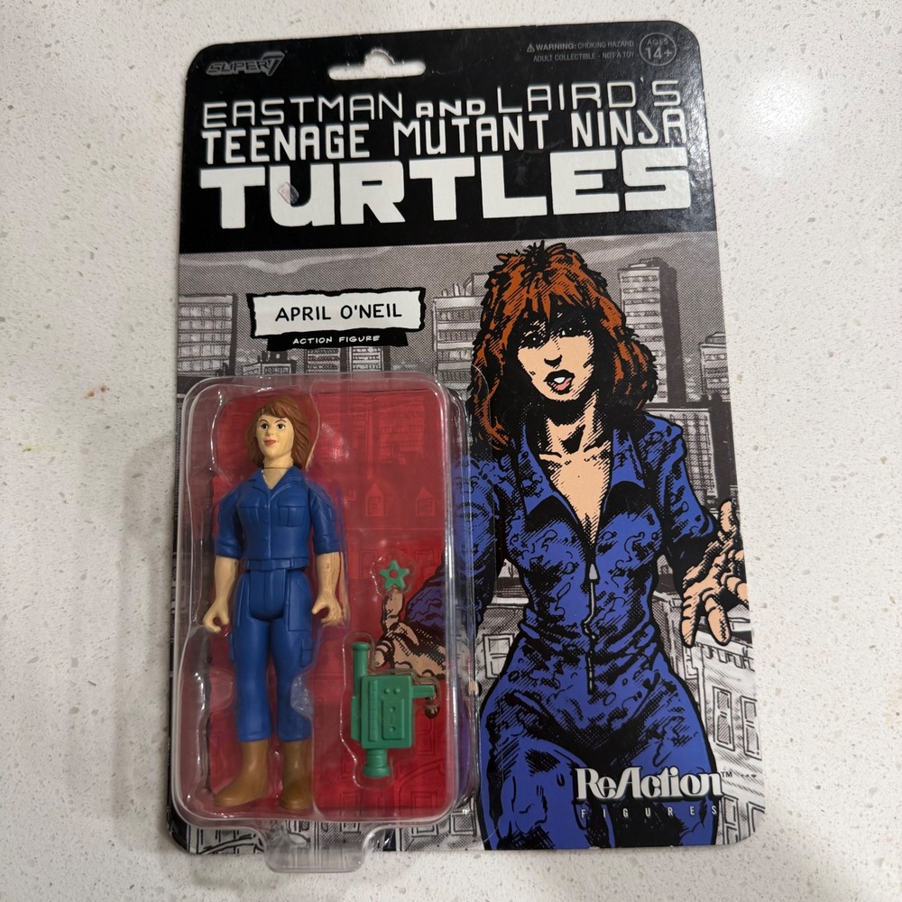 Super7 TMNT ReAction April O'Neil Eastman and Laird‎ Comic Action Figure New